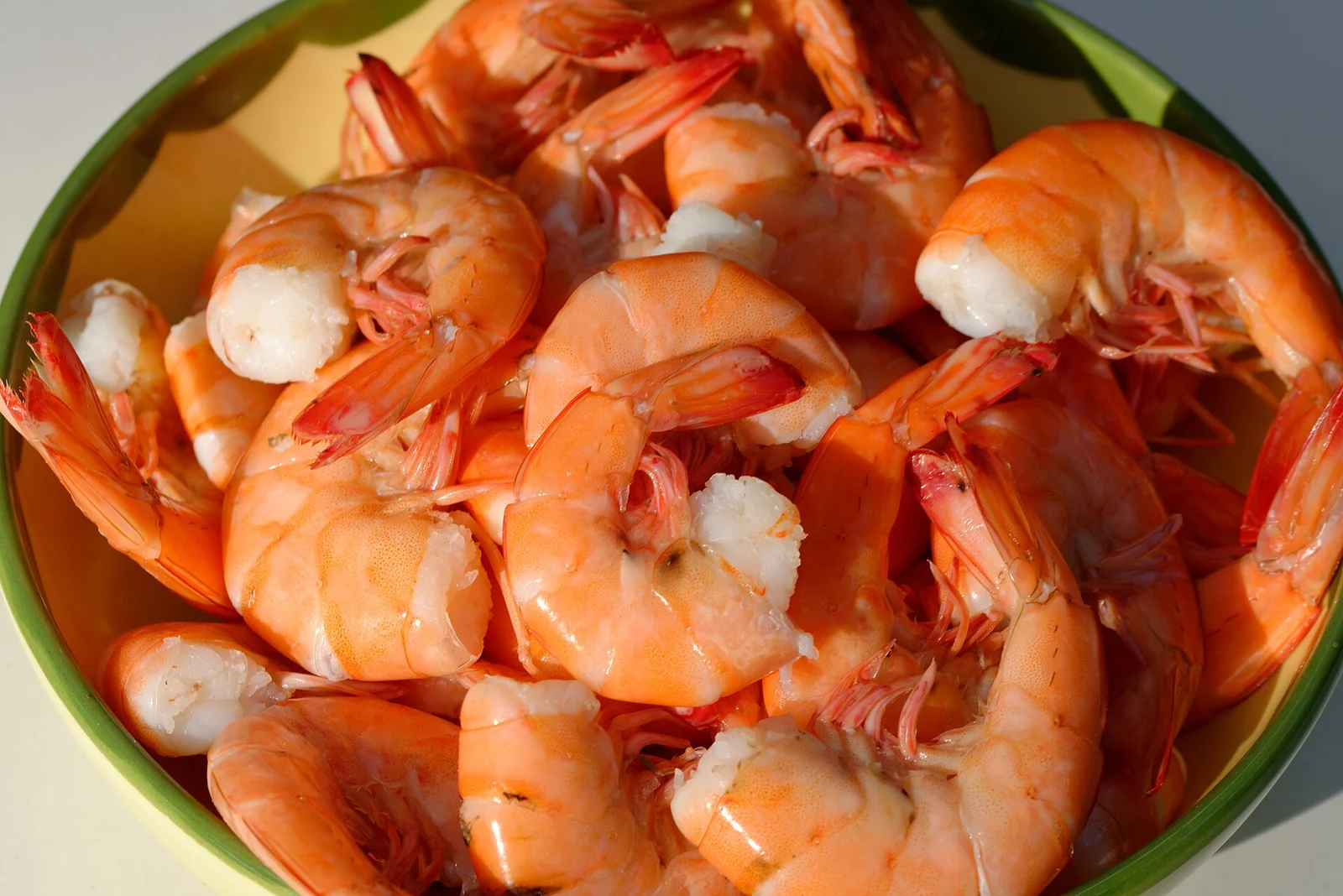 Crevettes bouillies, source naturelle de glucosamine pour les articulations