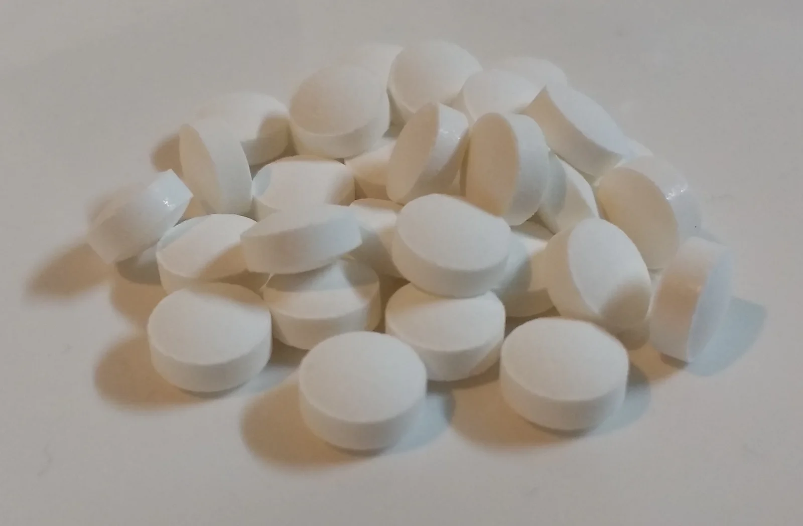 Zinc gluconate en comprimés, 30 mg par comprimé — complément alimentaire courant